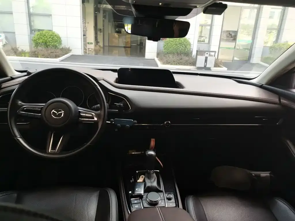 Mazda CX-30 2022 из CN, фото 7