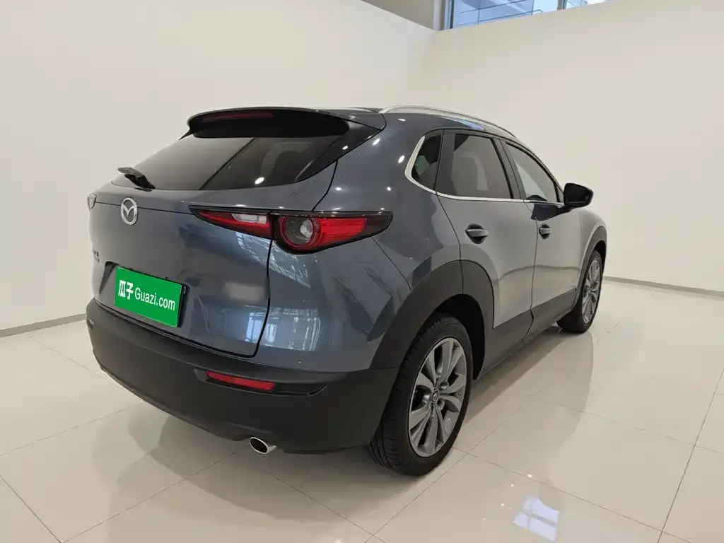 Mazda CX-30 2022 из CN, фото 2