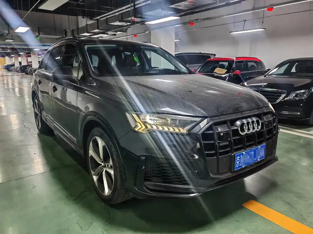 Audi Q7 — фото 4
