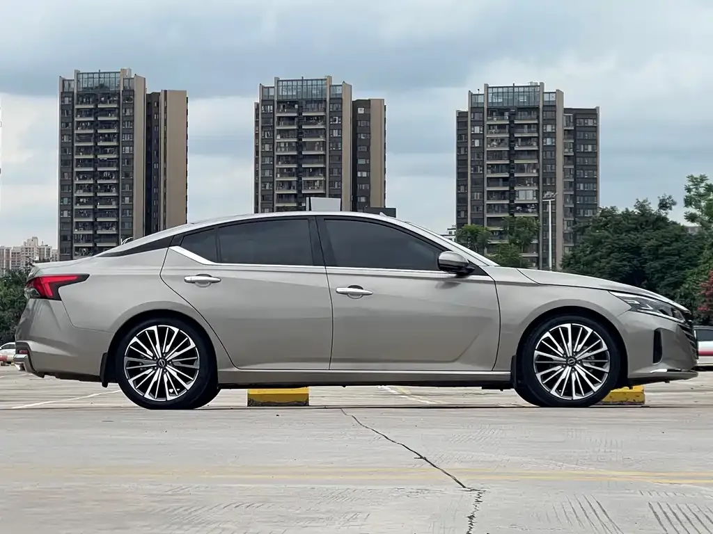 Nissan Teana — фото 6