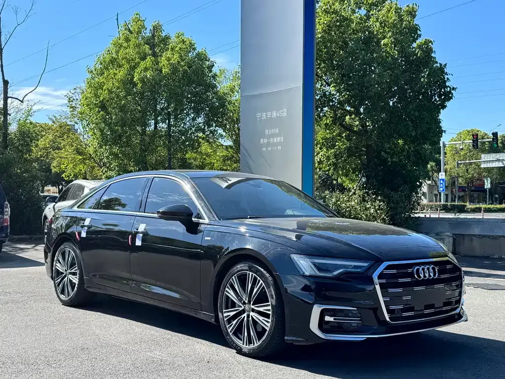 Audi A6L 2022 из CN, фото 9