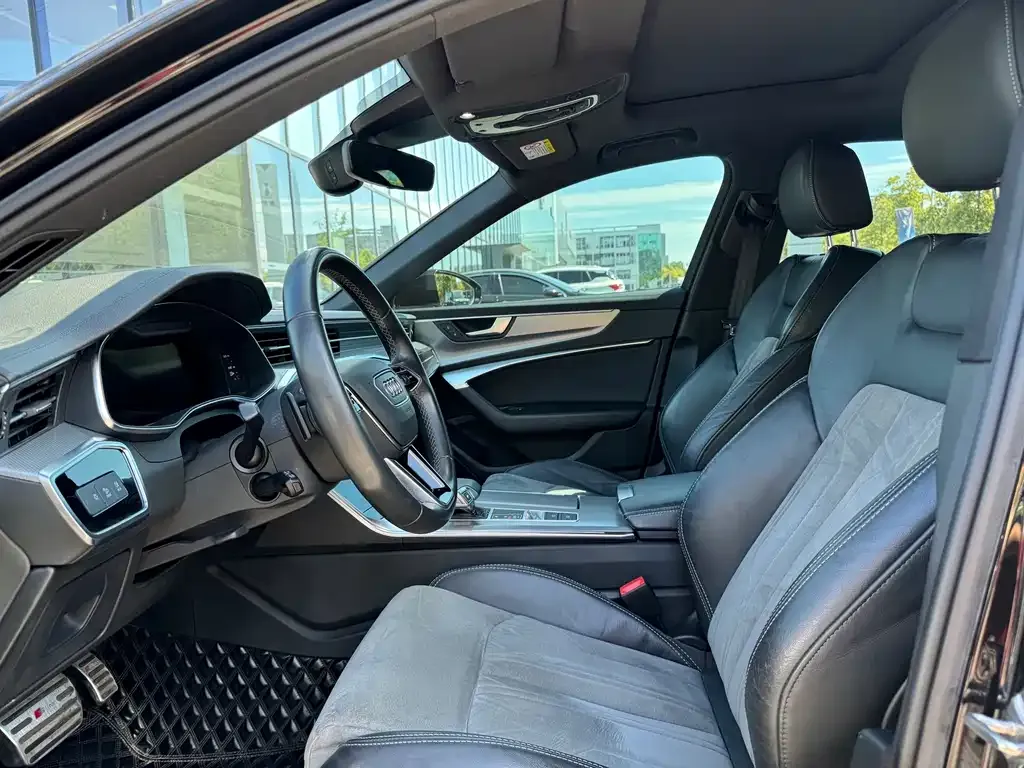 Audi A6L 2022 из CN, фото 8