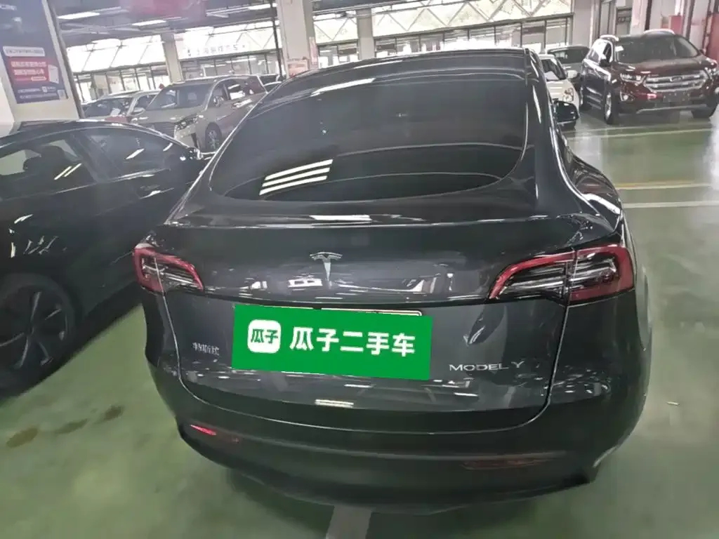 Tesla Model Y — фото 7