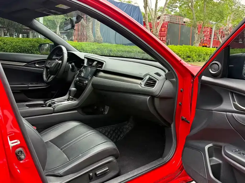 Honda Civic — фото 2
