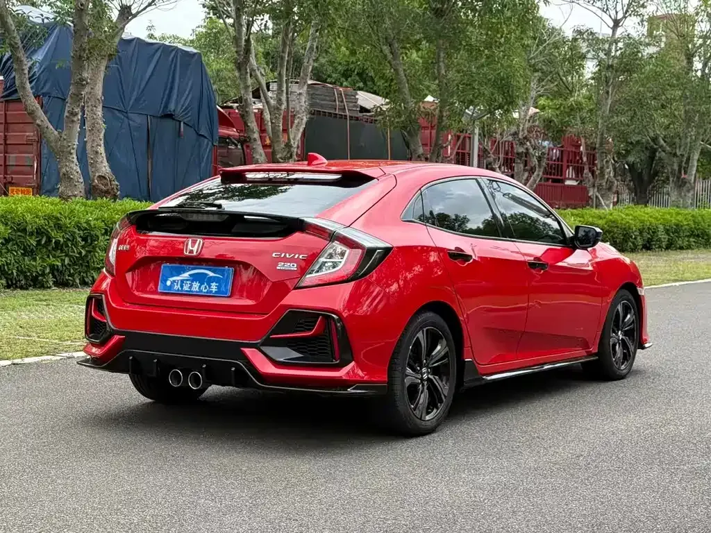Honda Civic — фото 6