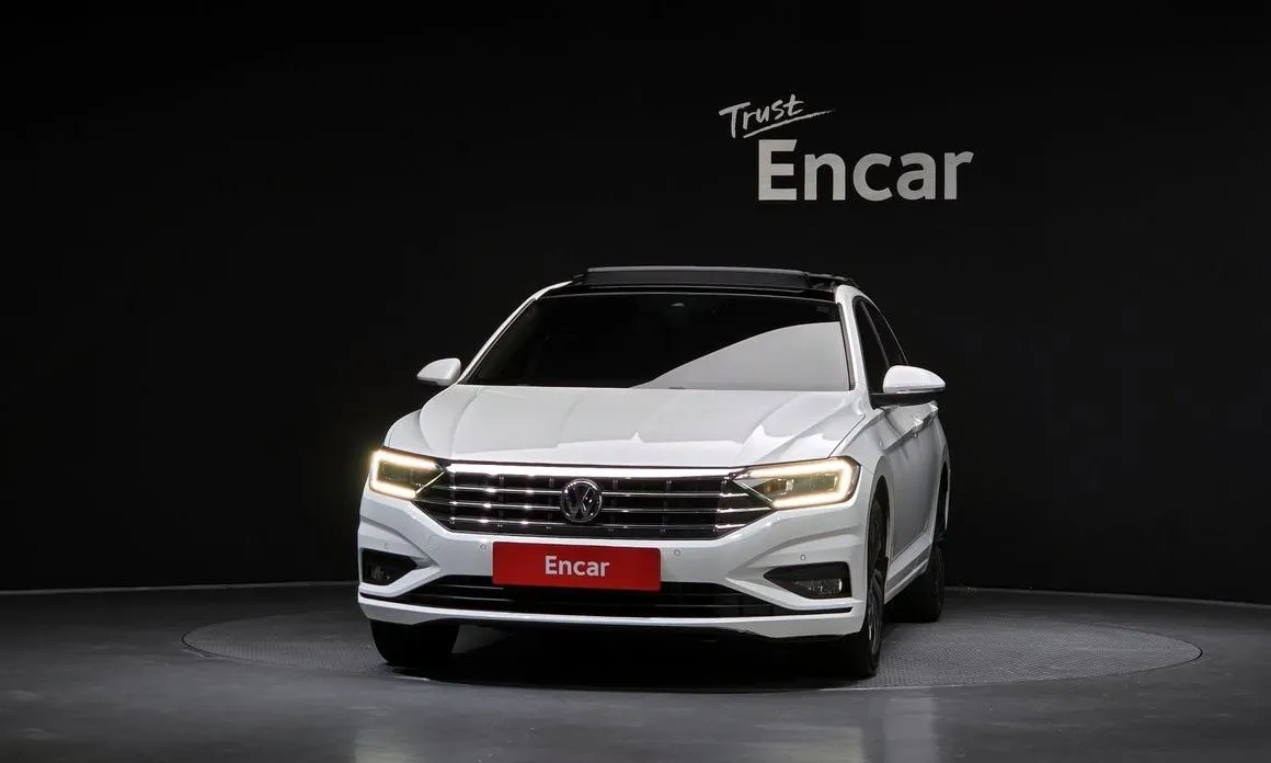 Volkswagen Jetta — фото 5