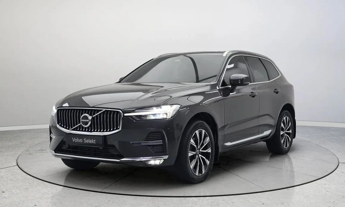 Volvo XC60 — фото 1