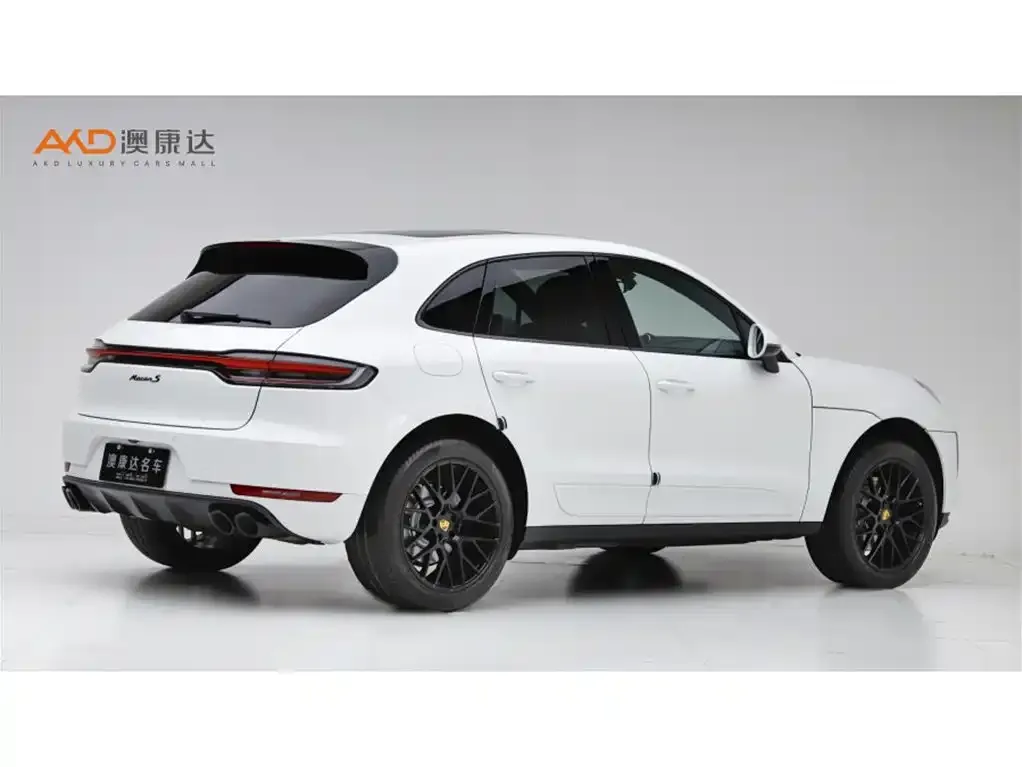 Porsche Macan — фото 10