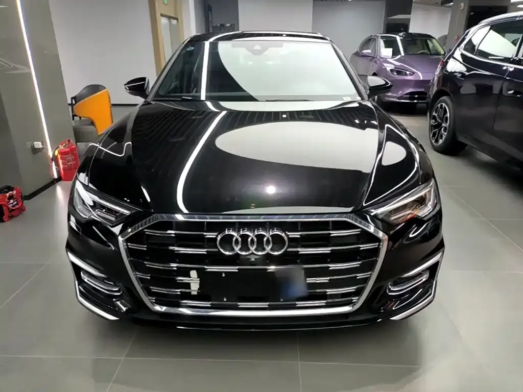 Audi A6L — фото 10