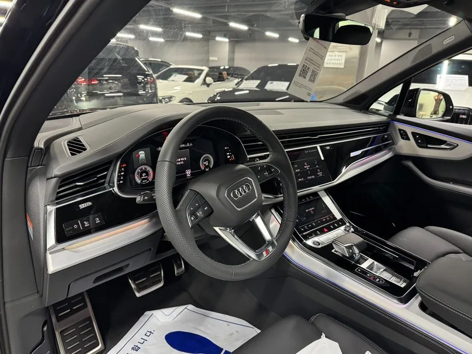 Audi Q7 2026 из KR, фото 9
