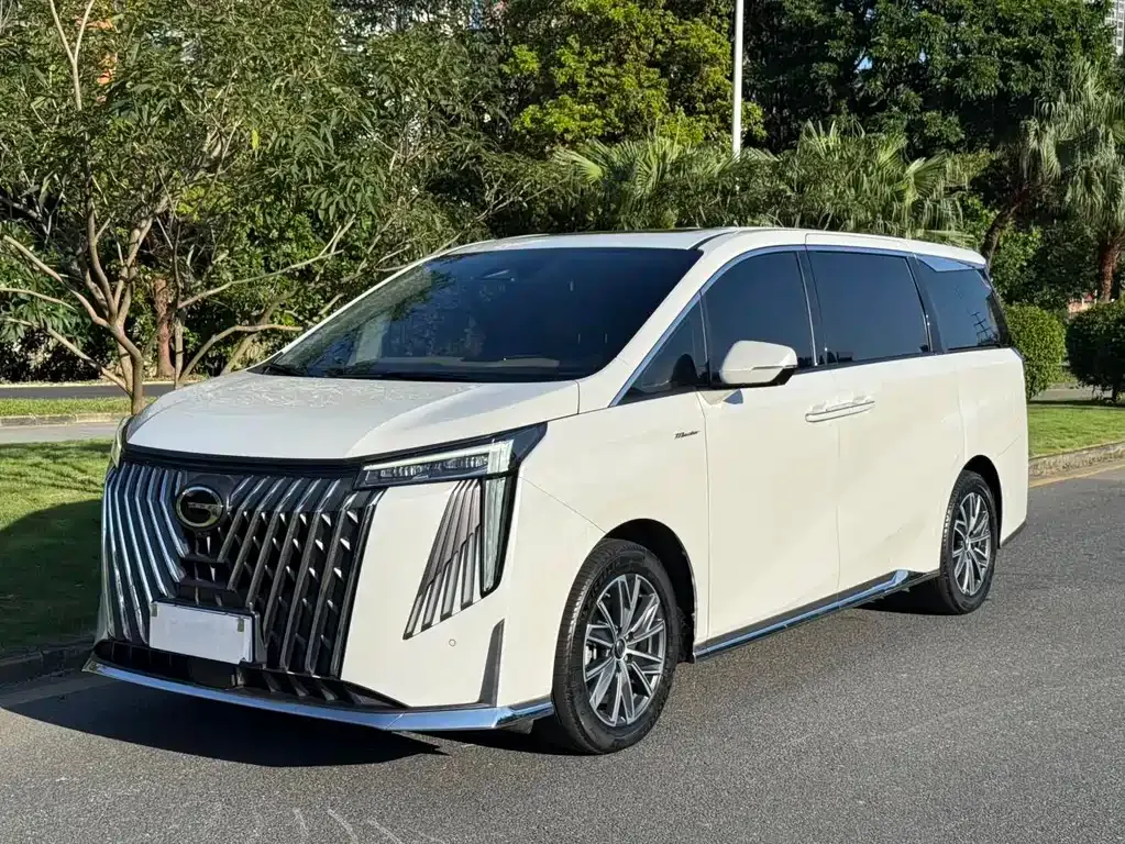 GAC Motor Trumpchi M8 — фото 8