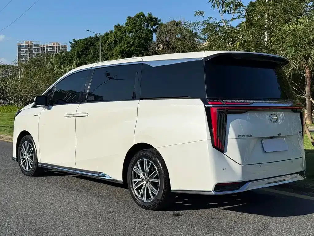 GAC Motor Trumpchi M8 — фото 6