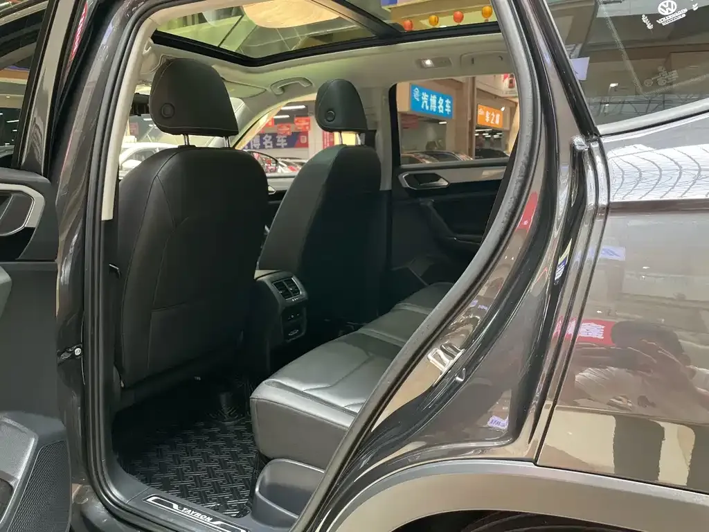 Volkswagen Tayron 2021 из CN, фото 4