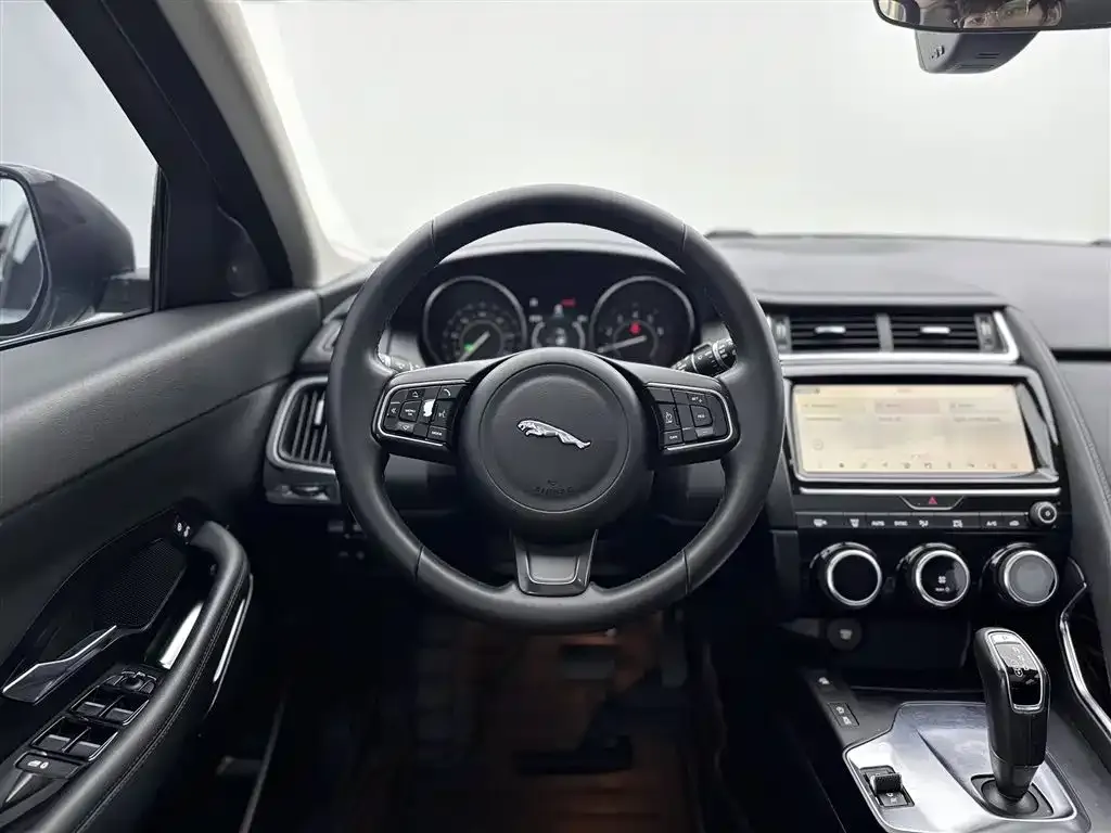 Jaguar E-PACE 2021 из CN, фото 9