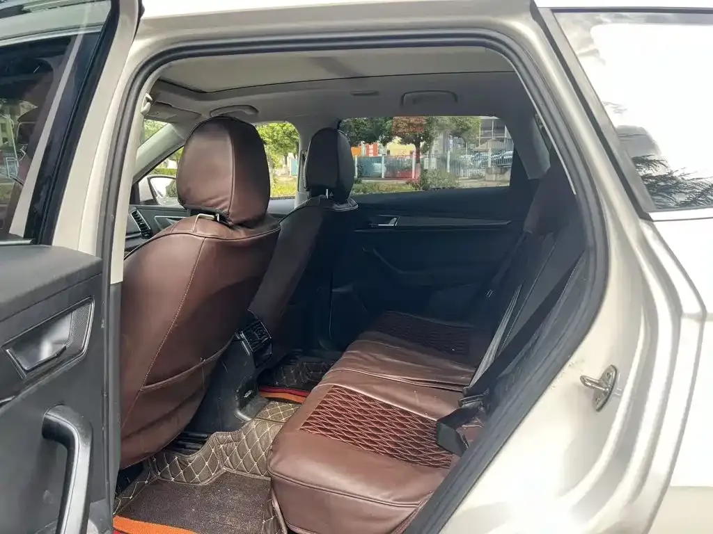 Skoda Karoq — фото 3