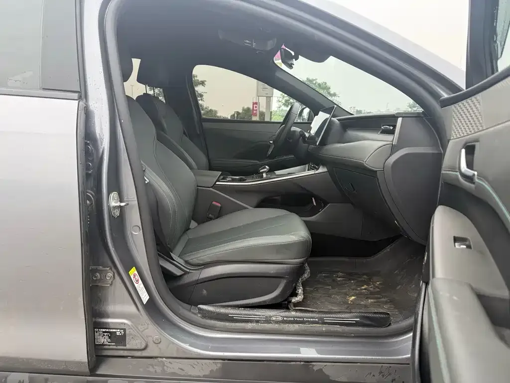BYD Qin PLUS 2025 из CN, фото 10