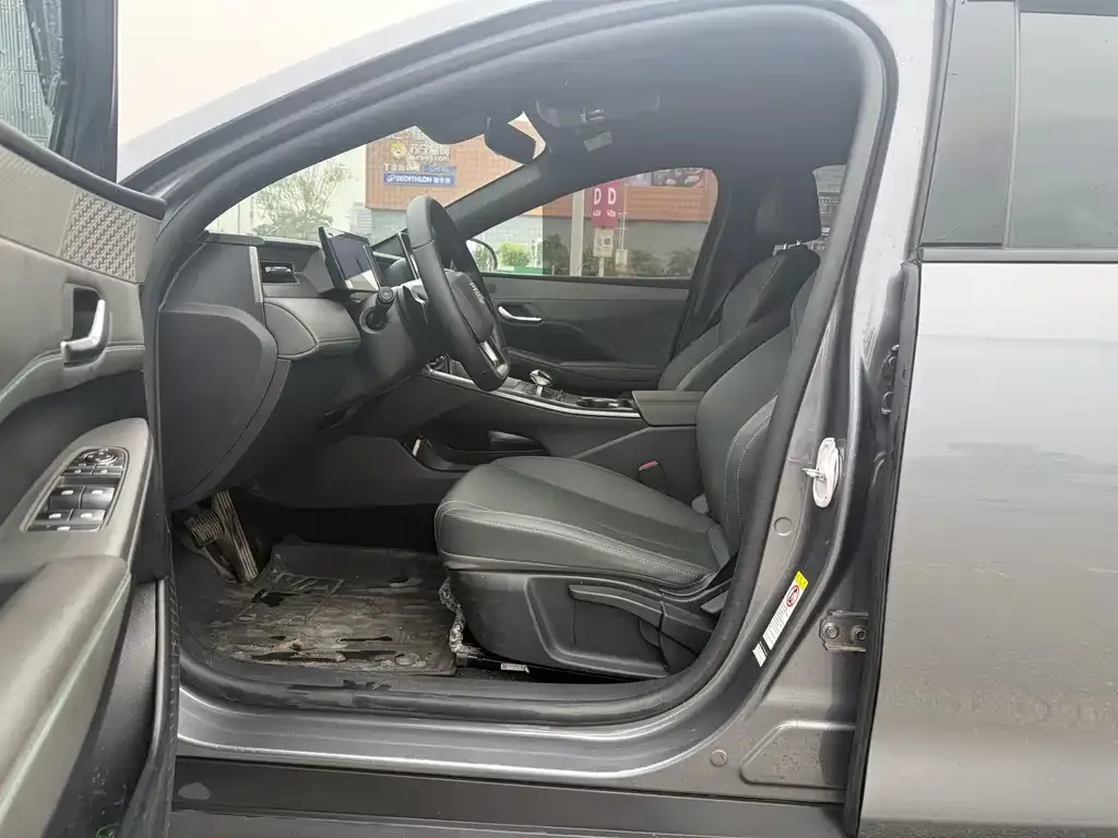BYD Qin PLUS 2025 из CN, фото 3