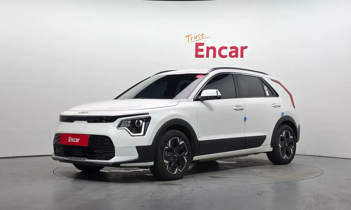 Kia Niro — фото 1