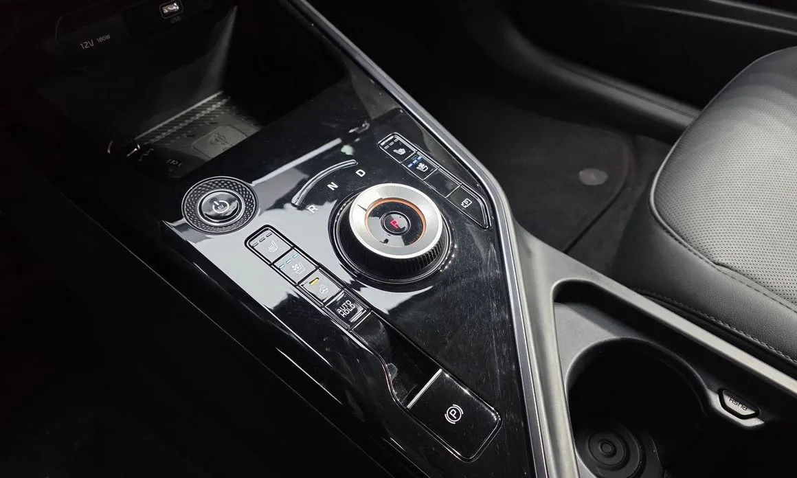 Kia Niro — фото 10