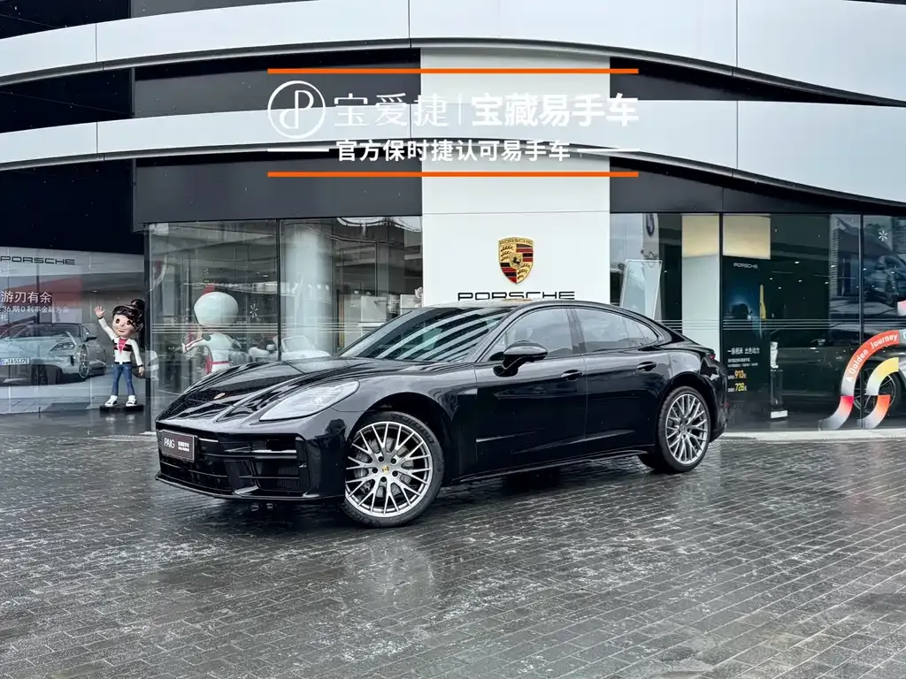 Porsche Panamera — фото 1