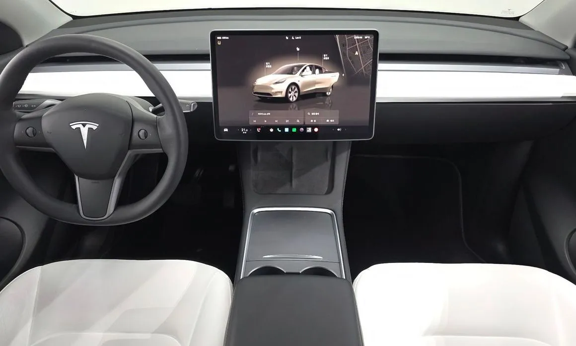 Tesla Model Y — фото 2