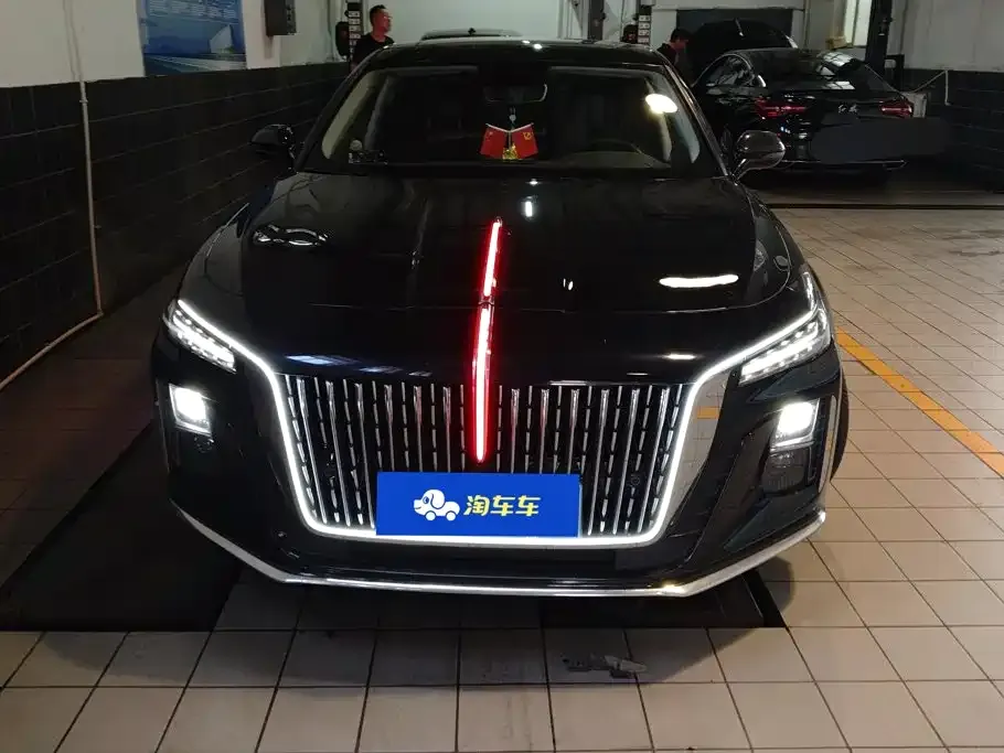 Hongqi H5 — фото 10