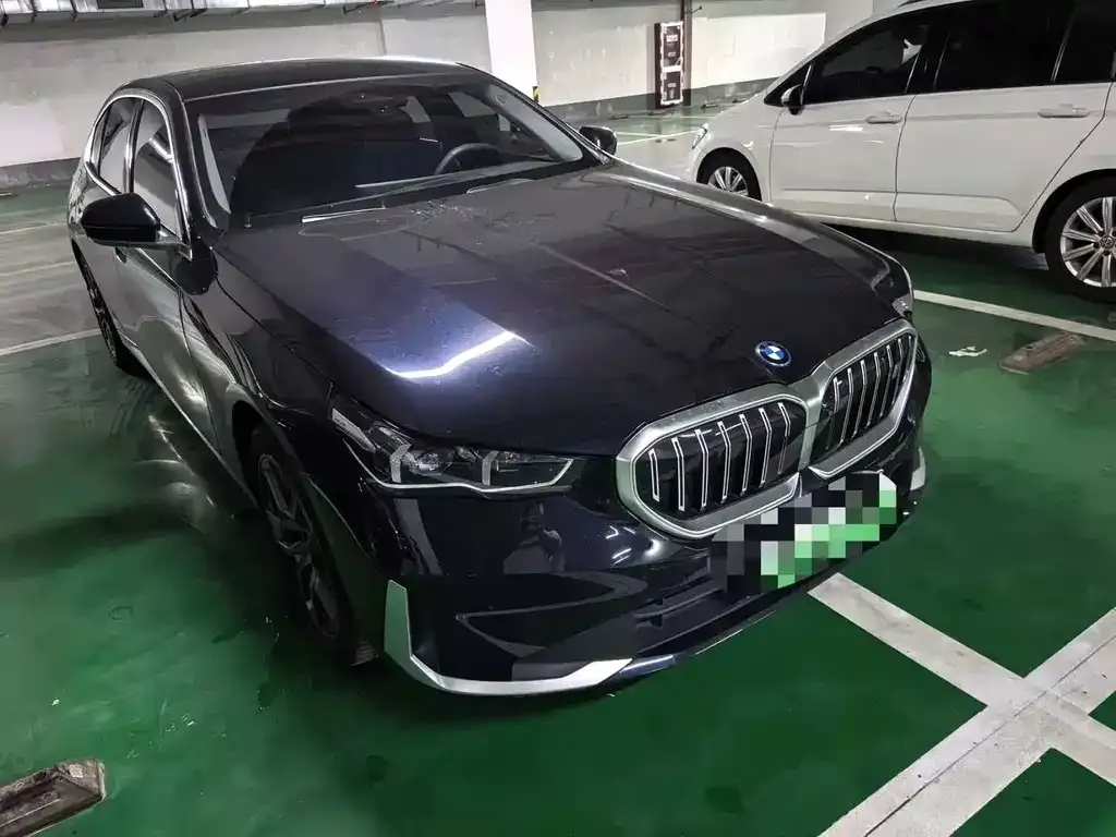 BMW i5 2024 из CN, фото 3