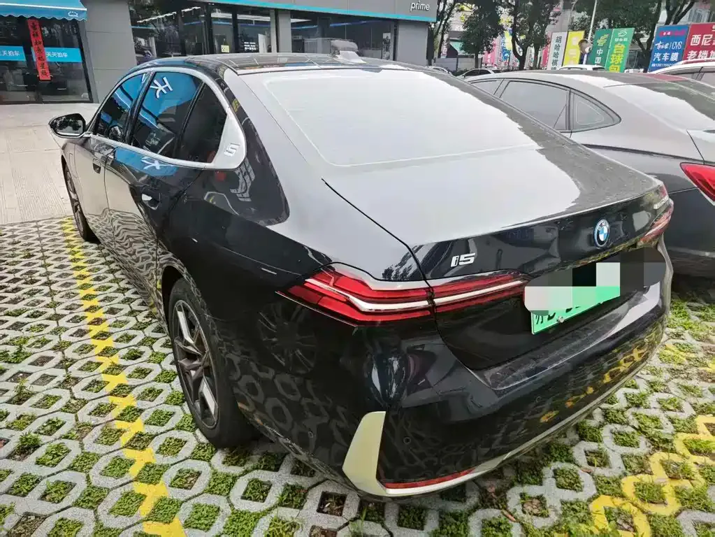 BMW i5 2024 из CN, фото 4
