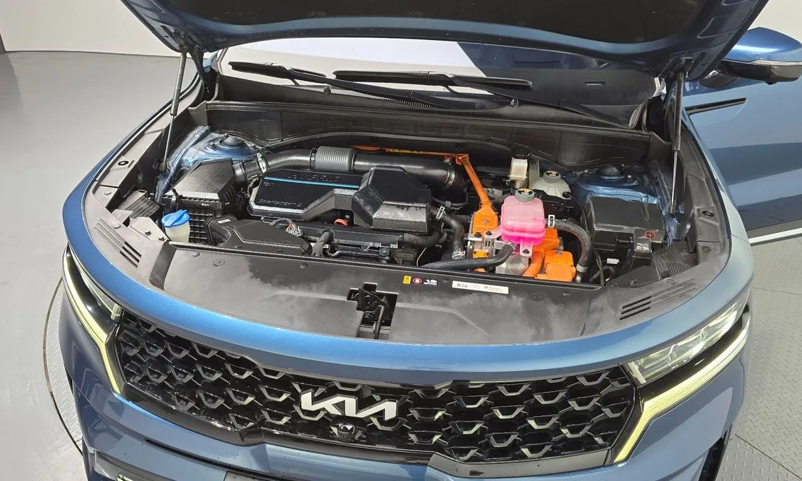 Kia Sorento — фото 7