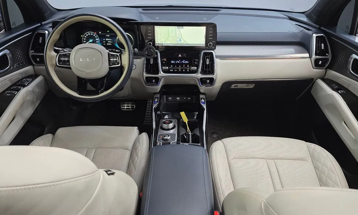 Kia Sorento — фото 9