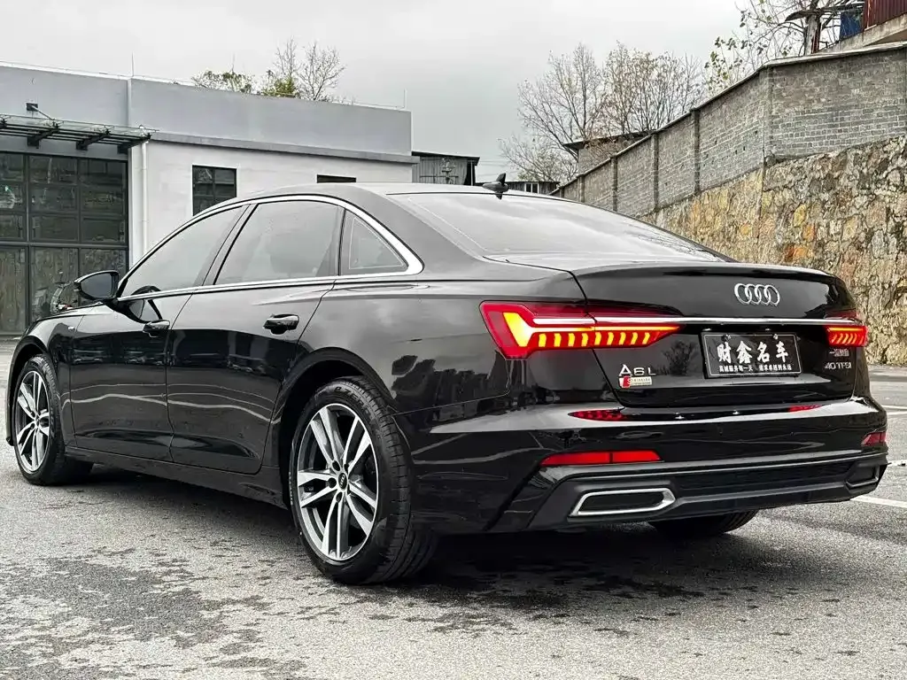 Audi A6L — фото 8