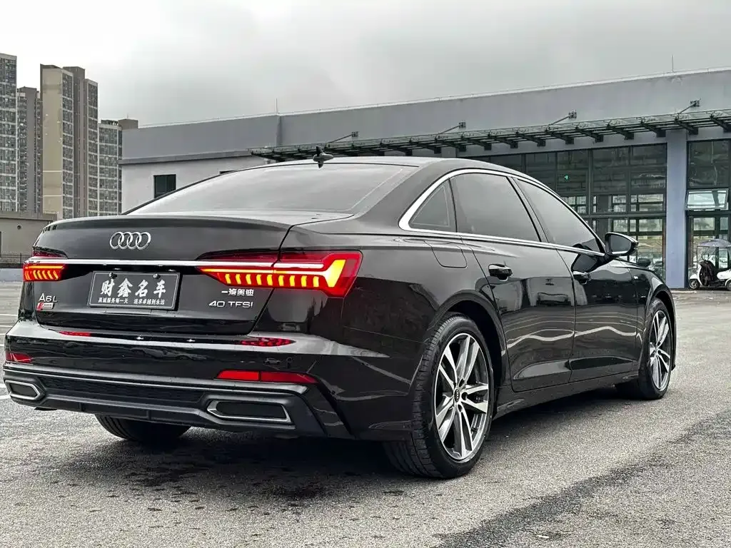 Audi A6L — фото 6