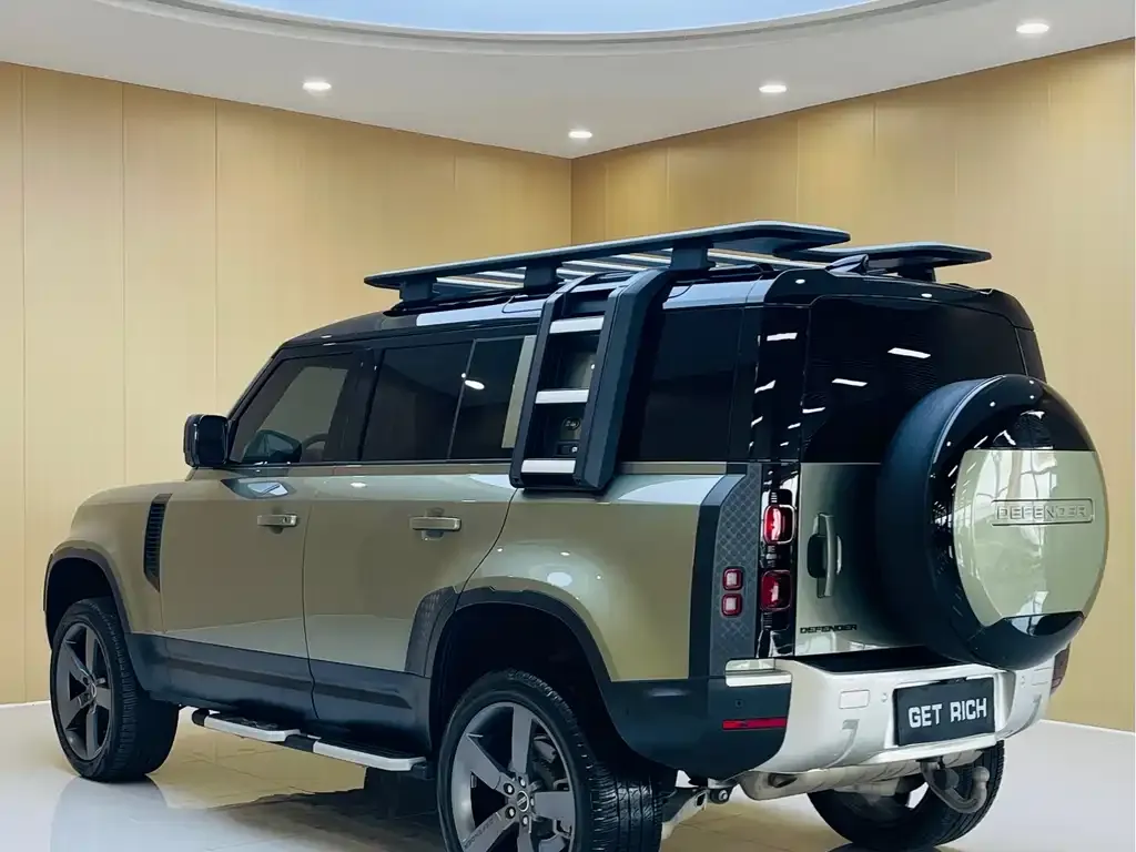 Land Rover Defender — фото 8