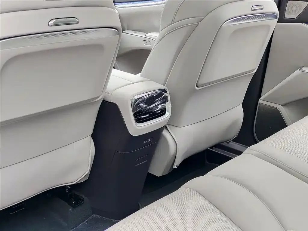 Buick 别克至境E7 2026 из CN, фото 3
