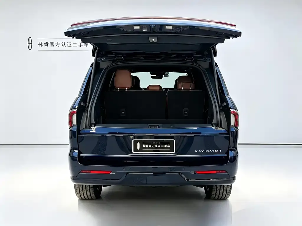 Lincoln Navigator — фото 10