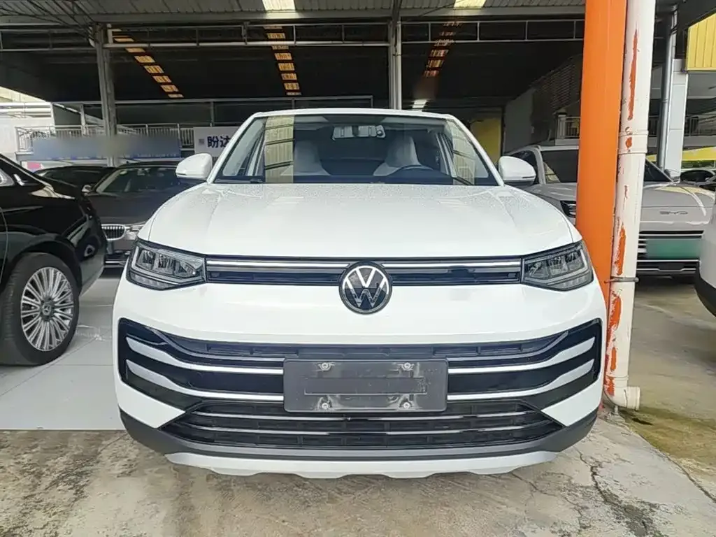 Volkswagen Tharu — фото 2