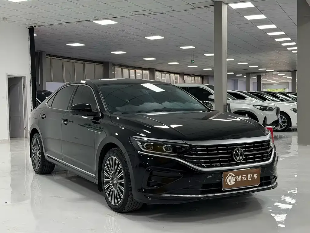 Volkswagen Passat — фото 7