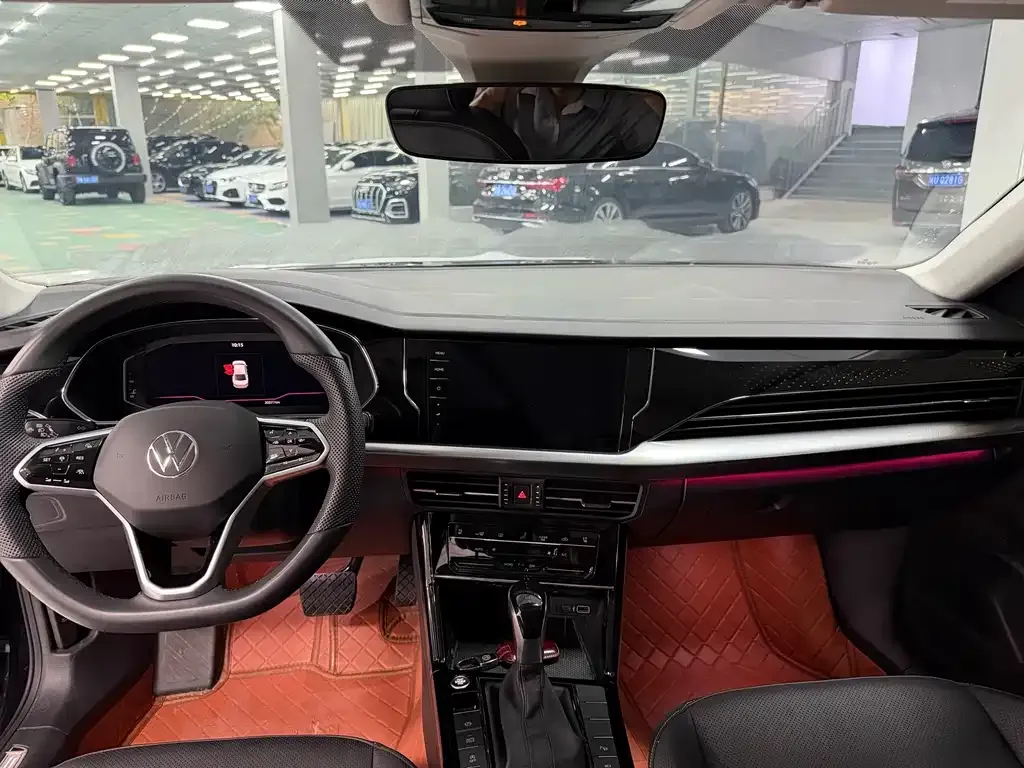 Volkswagen Passat — фото 8