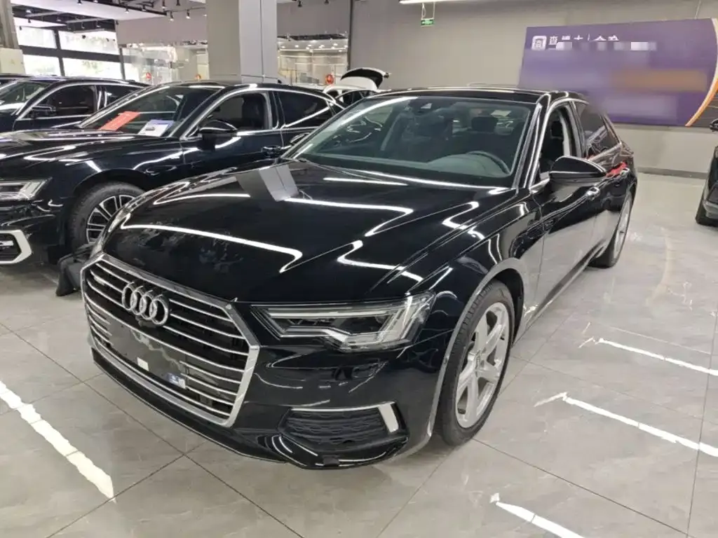 Audi A6L — фото 1