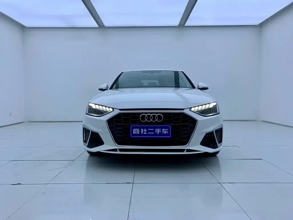 Audi A4L — фото 5