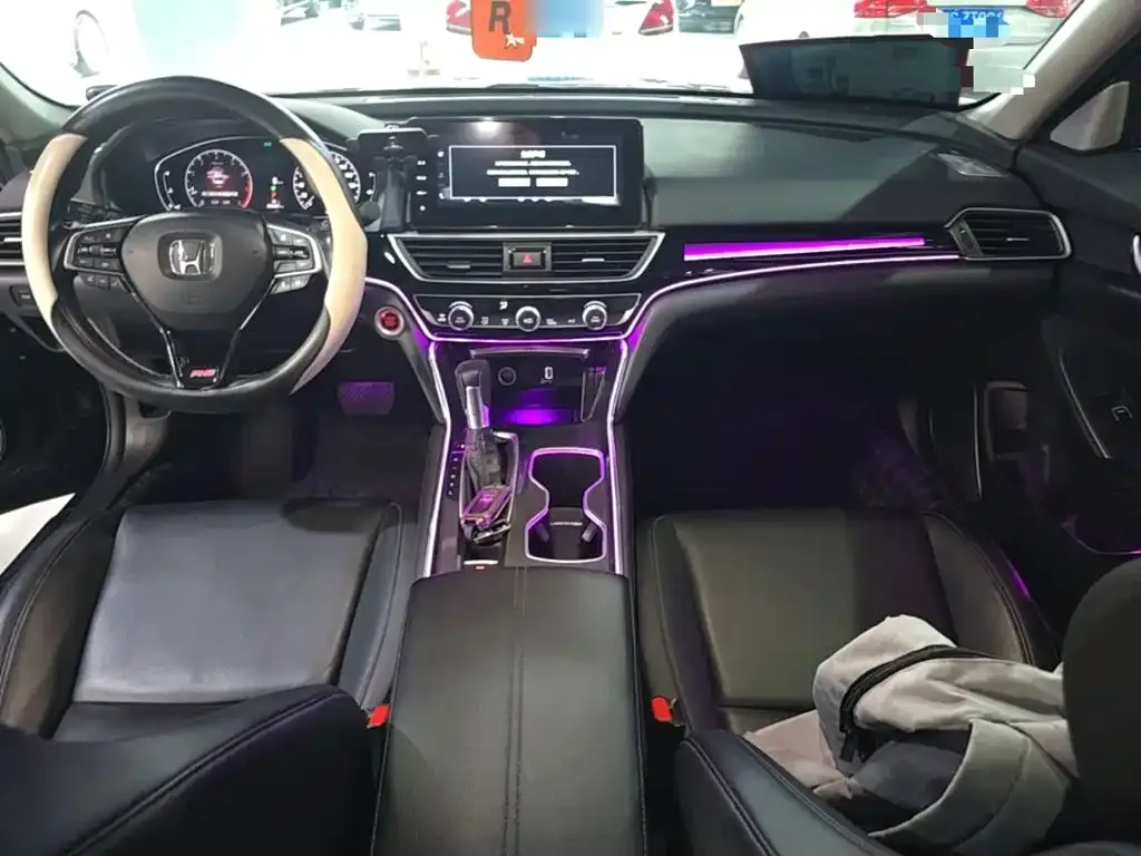 Honda Accord — фото 7