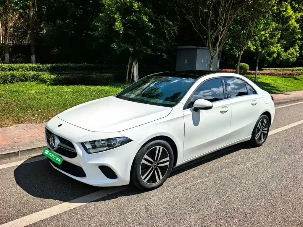 Mercedes-Benz A-Class — фото 10