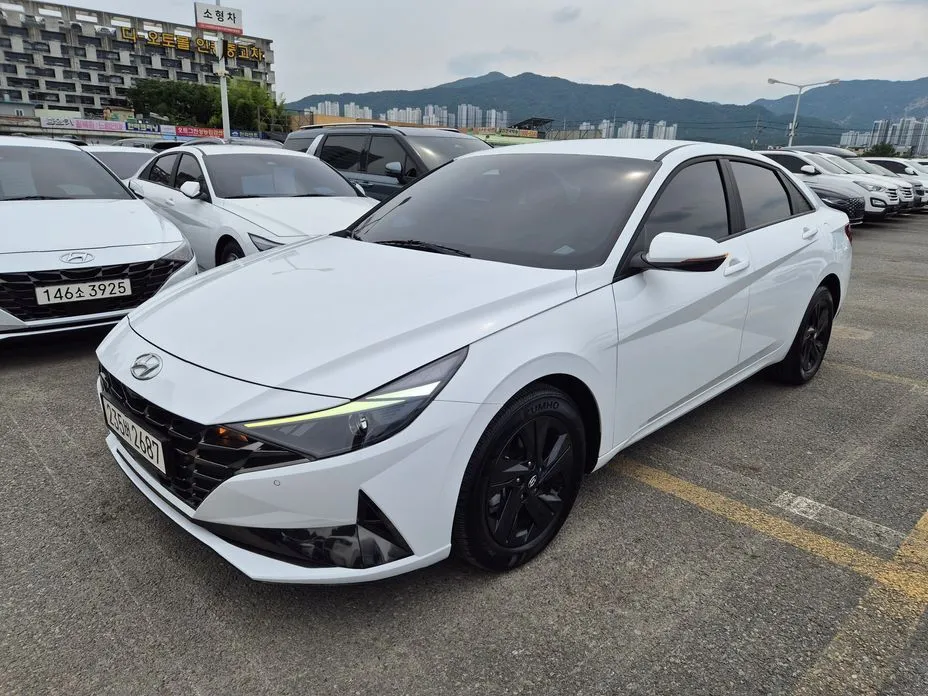 Hyundai AVANTE — фото 3