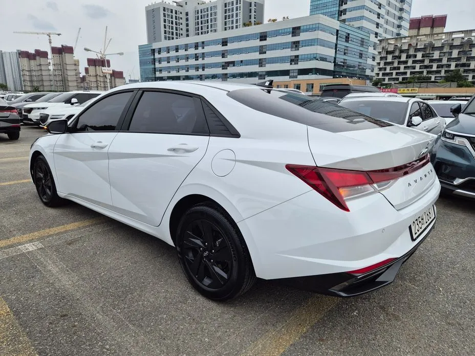 Hyundai AVANTE — фото 8