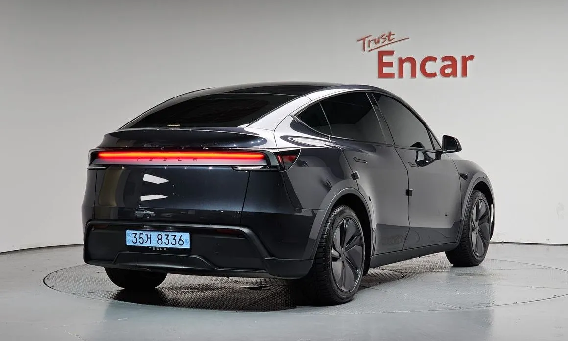 Tesla Model Y — фото 2