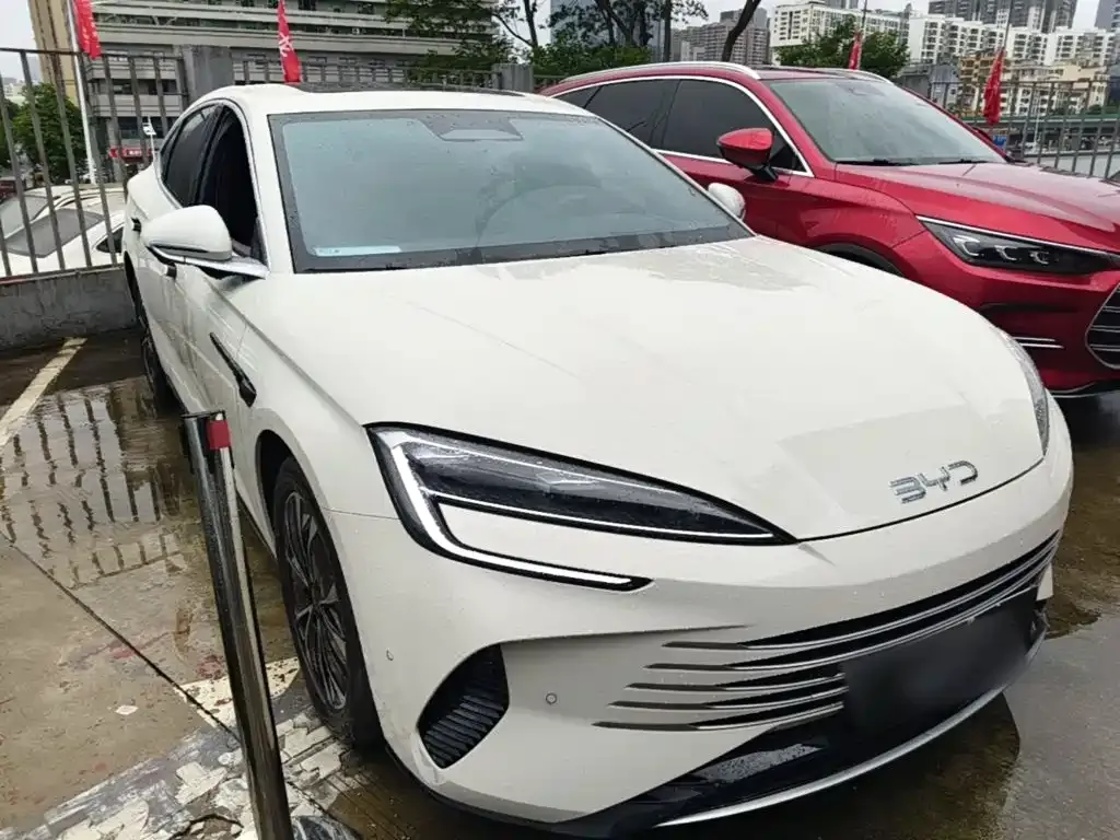 BYD Seal 07 DM-i — фото 5
