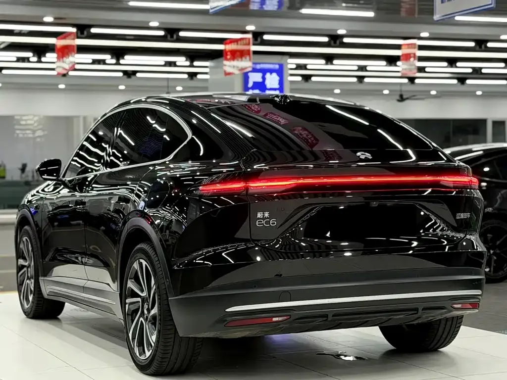 NIO EC6 — фото 9