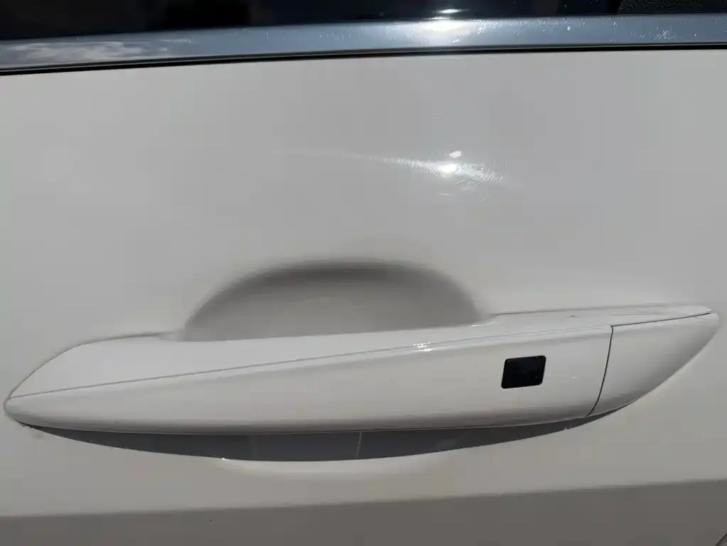 Hyundai Elantra — фото 3