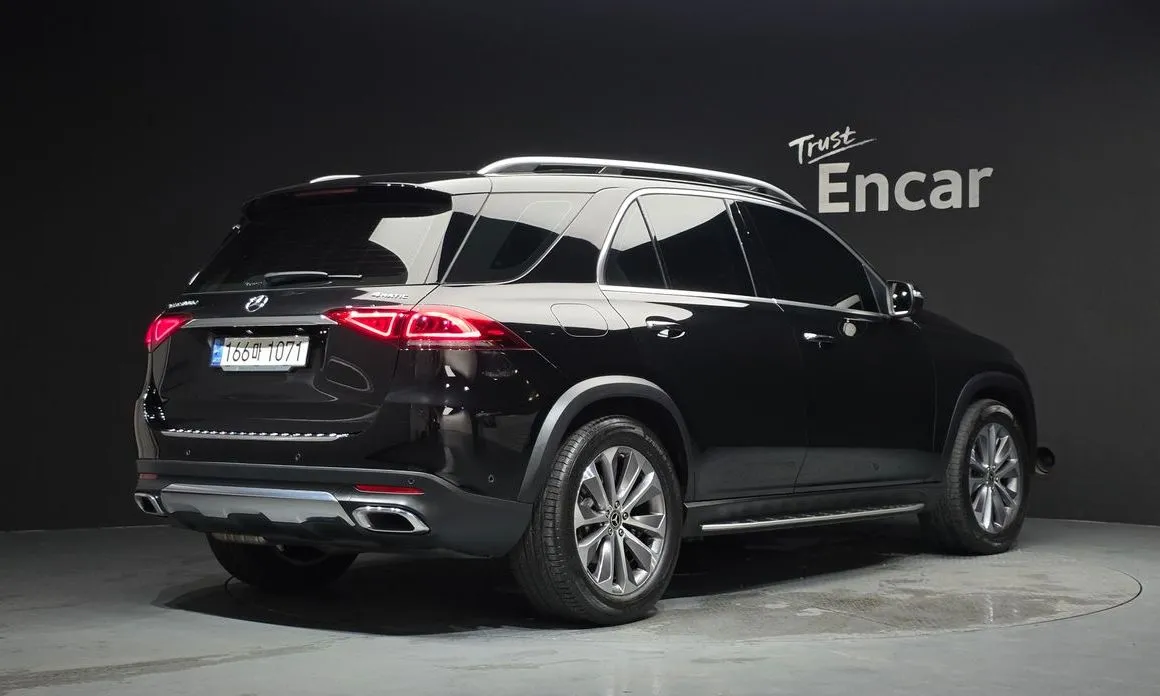 Mercedes-Benz GLE-Class — фото 5
