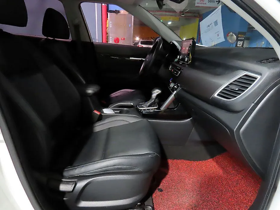 Kia Seltos — фото 7